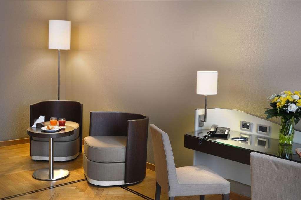 Palazzo Esedra Hotel Naples