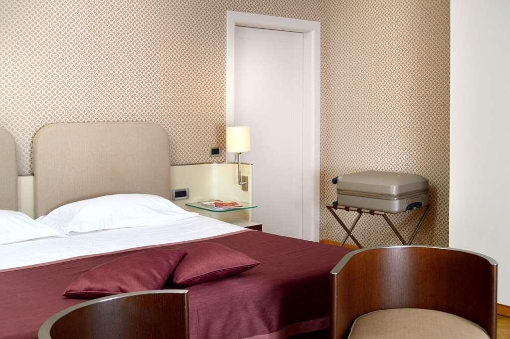 Palazzo Esedra Hotel 4*